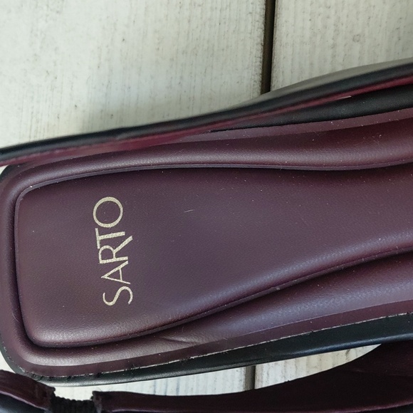 Franco Sarto Tracy Square Toe Slingback Black Flat Leather Shoe With Gold Buckle - Picture 4 of 6